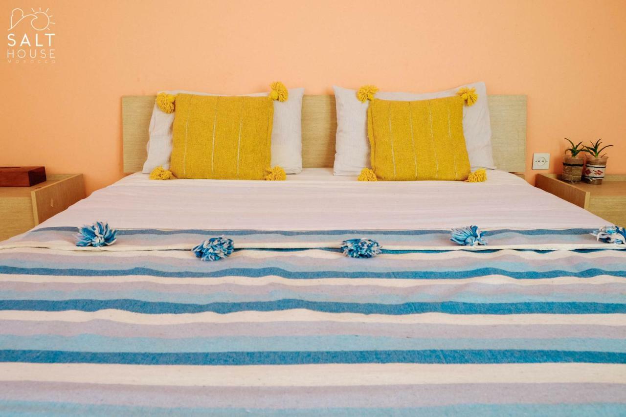 Bed and Breakfast Salt House Morocco - Surf & Yoga Camp Tamraght Экстерьер фото