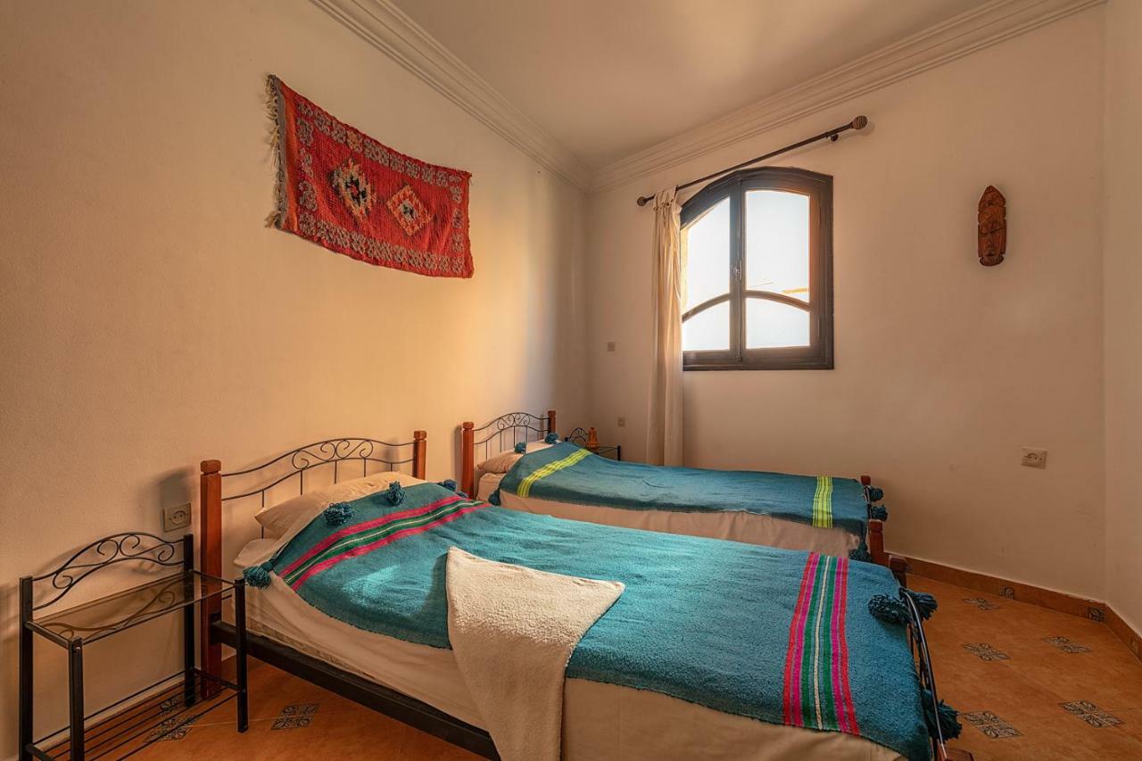Bed and Breakfast Salt House Morocco - Surf & Yoga Camp Tamraght Экстерьер фото