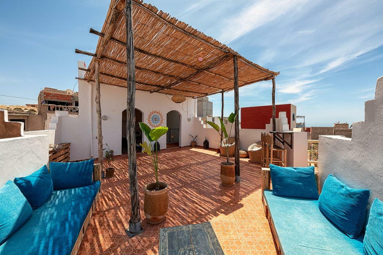 Bed and Breakfast Salt House Morocco - Surf & Yoga Camp Tamraght Экстерьер фото